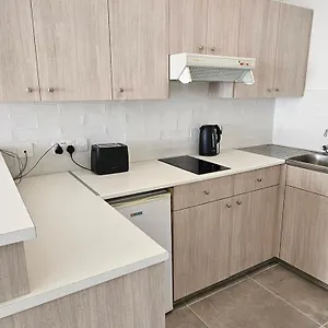 Les Palmiers Sunorama Apartman Lárnaka